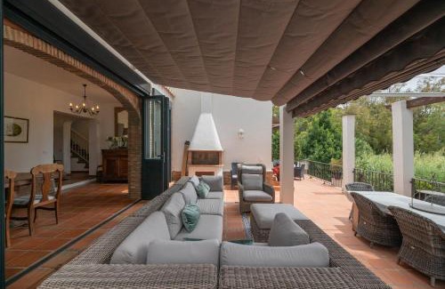 Carib Playa Villa | Beachside Villa in Carib Playa