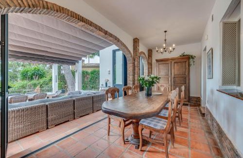 Carib Playa Villa | Beachside Villa in Carib Playa