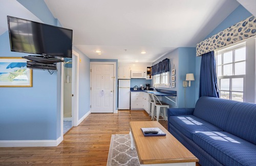 Falmouth Apartment | Beachside Village Resort