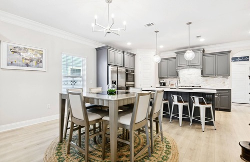 Gulfport House | BeachView-Arcade-Walk to Beach-Restaurants-Casino