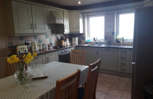 Glenariff Cottage | Beachview Cottage Co. Antrim blue door 4 bedrooms
