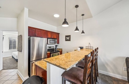 Lake Delton Condo | Beachview Twin #2 at Delton Grand (429)