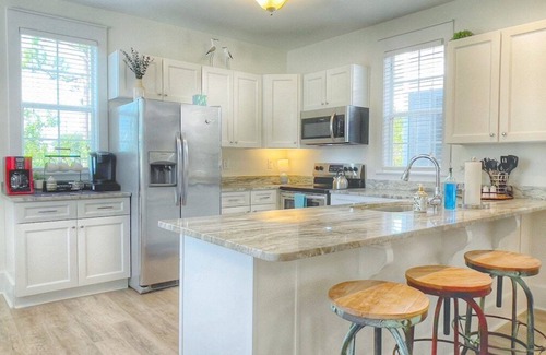 Port St. Joe Cottage | Beachwalker · Cozy Cottage - 3 Pools and Several Beach Options