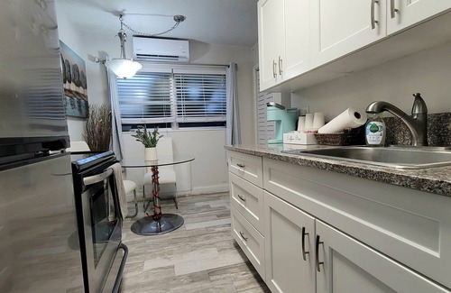 East Ocean Ave Apartment | Beachway Inn
