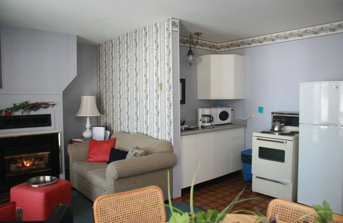 Deer Bay Resort | Beachwood Resort