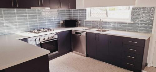 Rockingham Apartment | Beachy Apartment Near Penguin Island - Hosted by Canstay