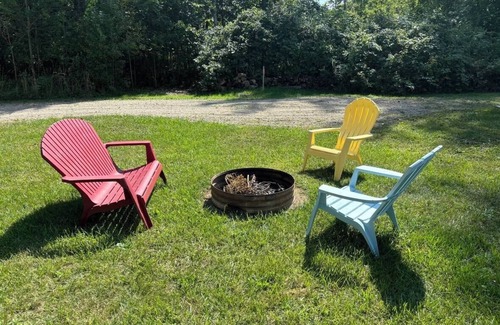 Harbor Beach Cottage | "Beachy Bungalow" cottage in Harbor Beach - Perfect getaway spot