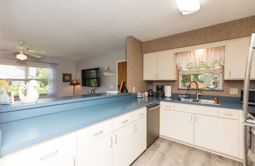 Coquina Gables Apartment | Beachy Getaway–Cozy, Clean & Equipped w/All Essentials! Relax, Enjoy & Refresh!