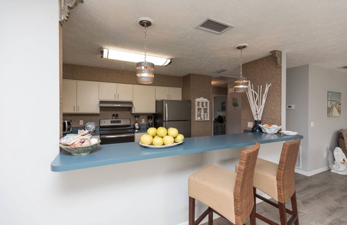 Coquina Gables Apartment | Beachy Getaway–Cozy, Clean & Equipped w/All Essentials! Relax, Enjoy & Refresh!
