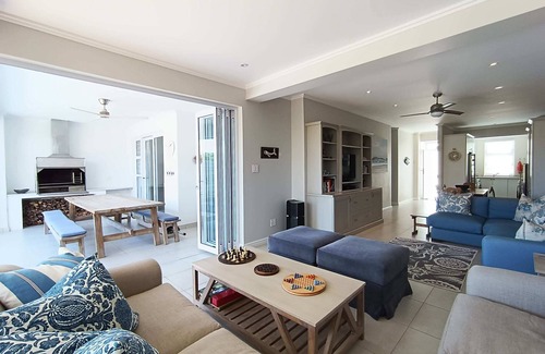 Robberg Beach Apartment | Beachy Head Hideaway 5 | 🏊🏼Pool, Robberg Beach 🏖