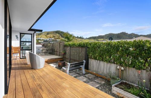 Waihi Beach House | Beachy Serenity - Waihi Beach Holiday Home