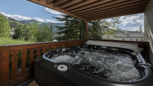 Highlands Townhomes House | Beacon Retreat