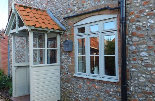 Briston Cottage | Beaconsfield Cottage