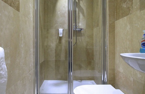 Harringay Hotel | Beaconsfield Hotel