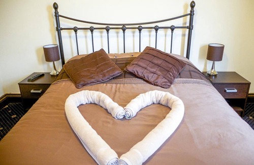 Harringay Hotel | Beaconsfield Hotel