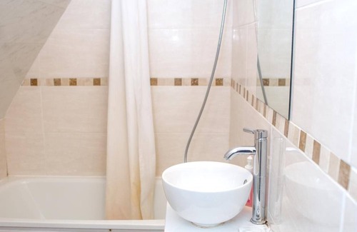 Harringay Hotel | Beaconsfield Hotel