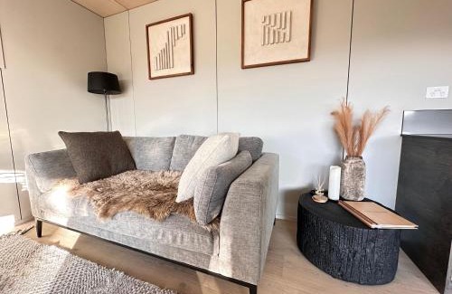 Oban Apartment | Beaks and Feathers Boutique Accommodation on Stewart Island