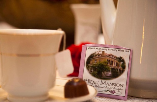 Alton Bed & Breakfast | Beall Mansion An Elegant Bed & Breakfast Inn