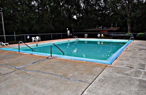 Buchanan Other | Bear Cave Camping Resort