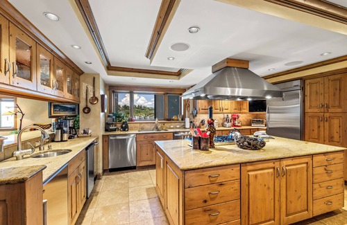 Steamboat Springs Condo | Bear Claw 306 Luxury Slope-side Condo With Ski-In/Ski-Out Access!