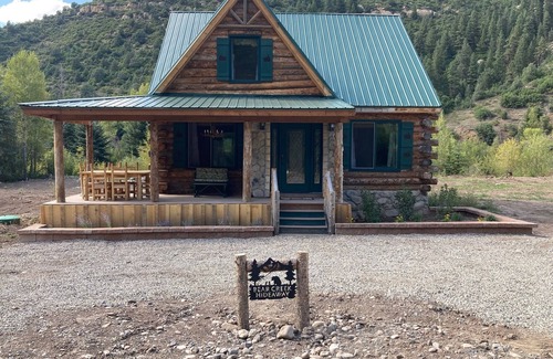 Somerset Cabin | Bear Creek Hideaway Log Cabin on River Fishing & WiFi on Kebler Pass
