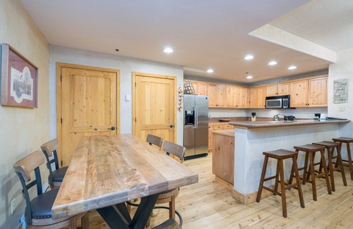 Mountain Village Condo | Bear Creek Lodge 107 2 Bedroom Condo by Alpine Lodging Telluride