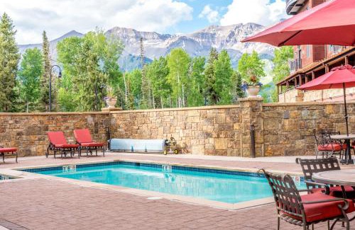 Mountain Village Apartment | Bear Creek Lodge 408 by Alpine Lodging Telluride
