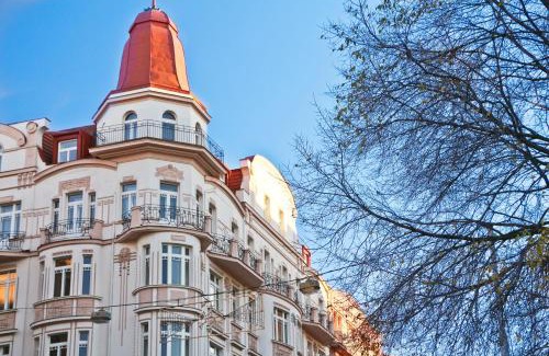 Andel Apartment | Bear Fountain Residence