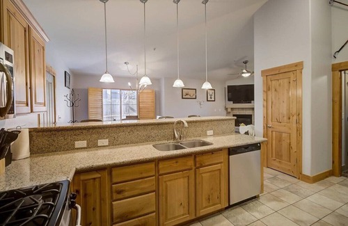 Bear Hollow Village Condo | Bear Hollow Condo-Sleeps 10-3BD/2BA