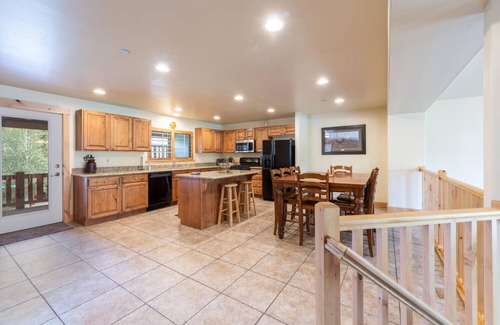 Bear Hollow Village House | Bear Hollow Hideaway! Private HOT TUB and Patio!