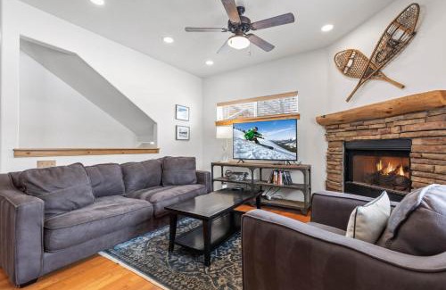 Bear Hollow Village House | Bear Hollow Village 5519 by Moose Management
