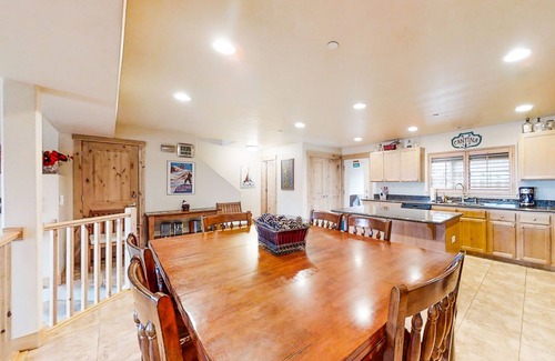 Bear Hollow Village House | Bear Hollow Village Townhome | Pool, Gym & Private Hot Tub | Near the Slopes