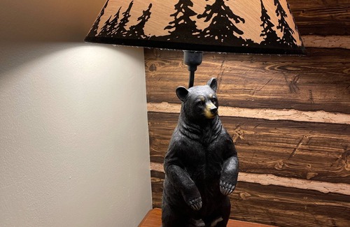 Fort Montgomery House | Bear Mountain Bridge Motel Regular Room