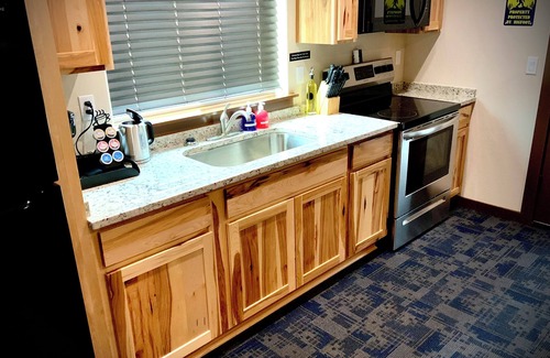 Grants Pass House | Bear Mountain -Suite 5
