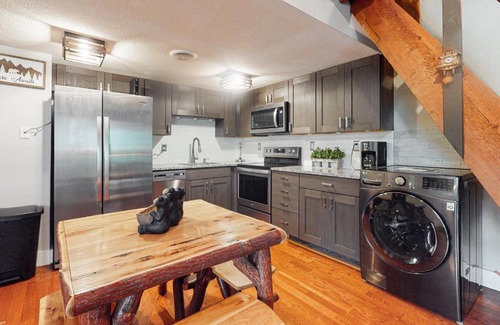 Sevierville Hotel | Bear Necessity Condo