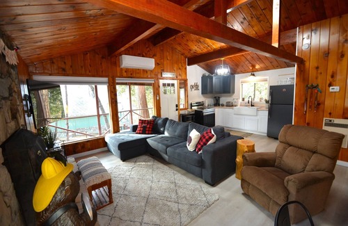 Bass Lake Cabin | Bear Paw- Lake Area located in Willow Cove