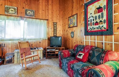 Idyllwild House | Bear's Den