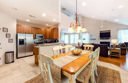 Ocean View Condo | Bear Trap Dunes condo with screened porch, deck, pools, saunas & beach shuttle