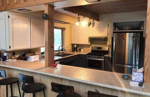 Bear Valley Ski Chalet | Bear Valley Alpine Cabin-3bdrm2bth