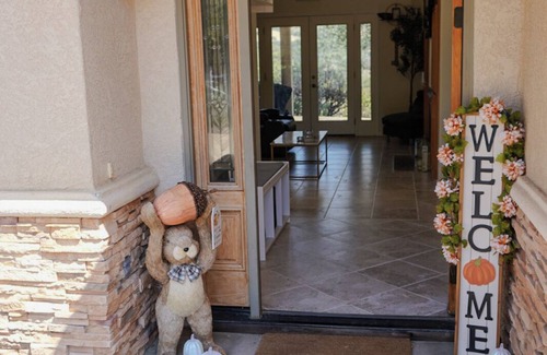 Mariposa House | Bear Valley Retreat: Designed for Accessibility and Family-Friendliness.