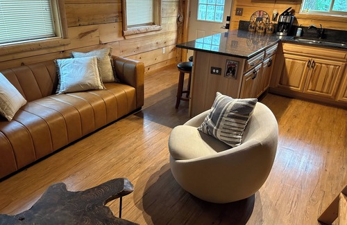 Rhinelander Cabin | Bearadise Cabin on Moen Lake
