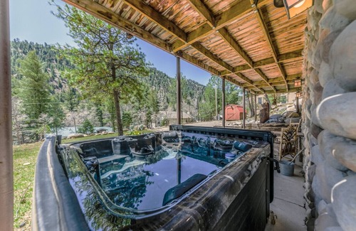 Ruidoso Apartment | Bearfoot Lodge