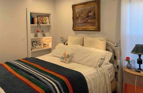 Visalia House | Bearheart Lodge - Haven in the Heart of Visalia, Gateway to the Sequoias