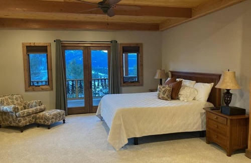 Garden Valley House | Bearly Heaven