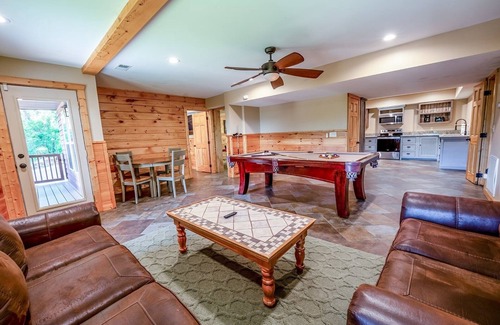 Wears Valley Cabin | Bearmont Lodge 4 Bedroom Cabin by RedAwning