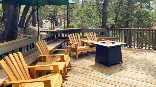 Moonridge House | Bear’s Lair by AvantStay 3mins from Bear Mountain Ski Resort