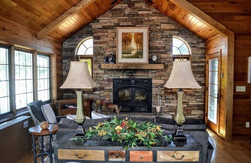 Harshaw House | Bearskin Peninsula Su