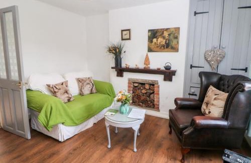 Little Hayfield House | Beas Cottage