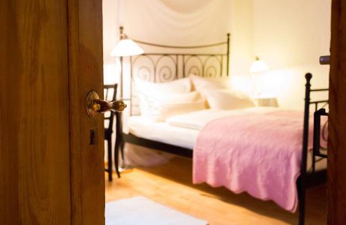 Munzenberg Bed & Breakfast | Beate's Bed & Breakfast