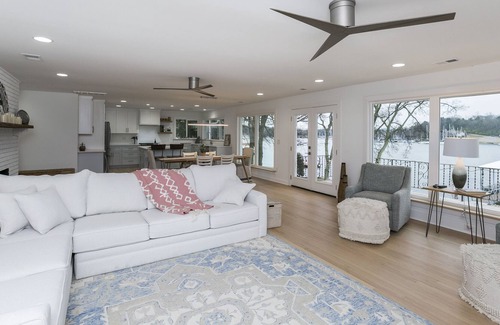 Mount Juliet House | Beatiful Sunsets on Old Hickory Lake
